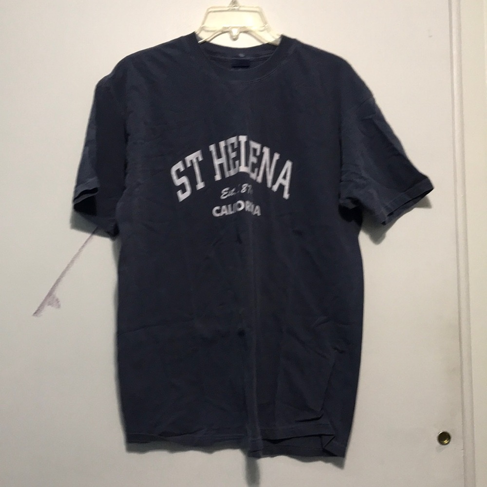 Blue/grey tee